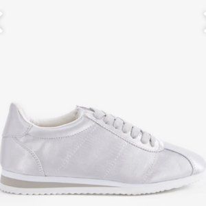 Zepheryn JustFab Grey Sneakers